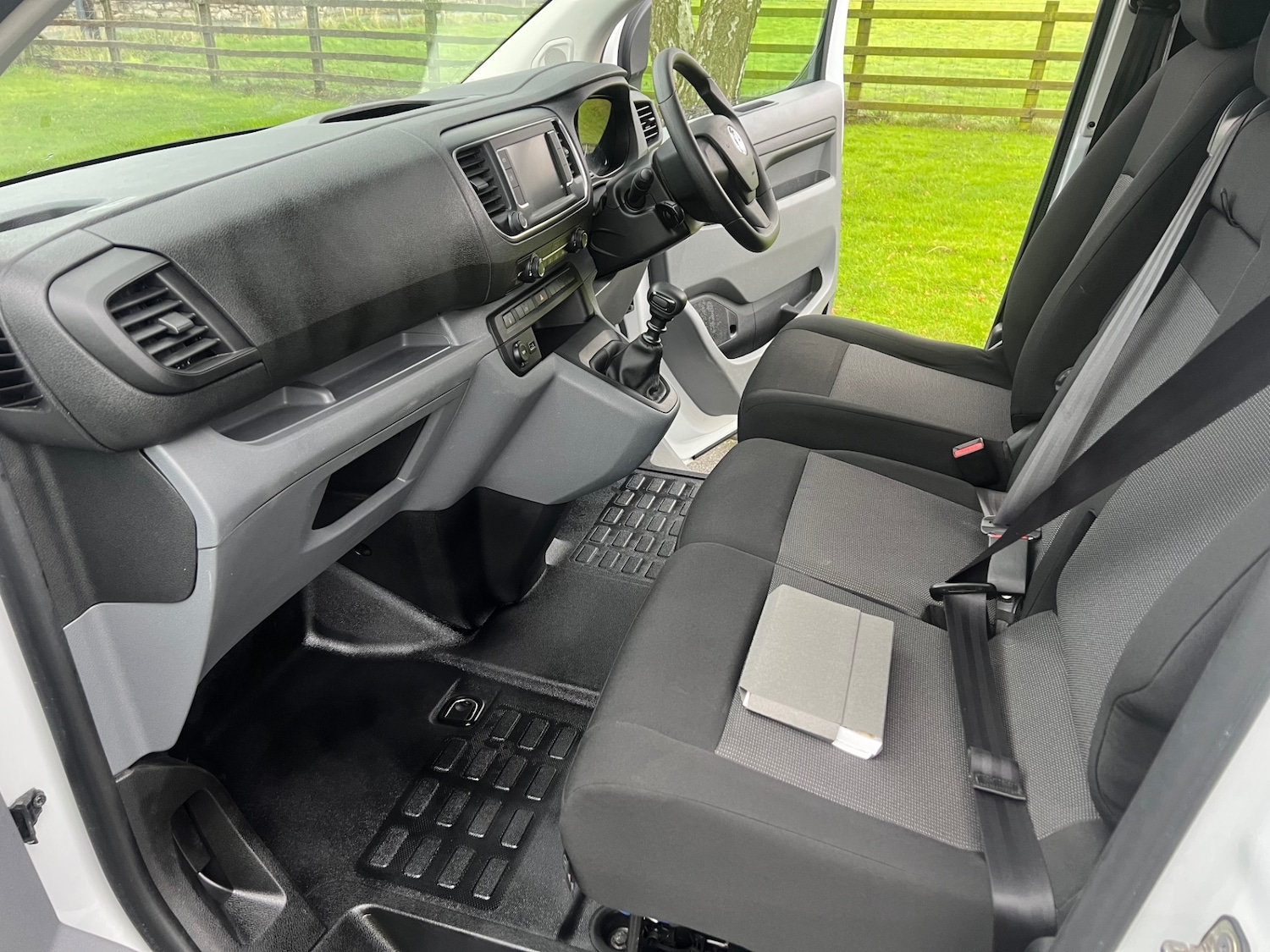 Used Vauxhall Vivaro 2022 for sale - 76987120: Photo 6