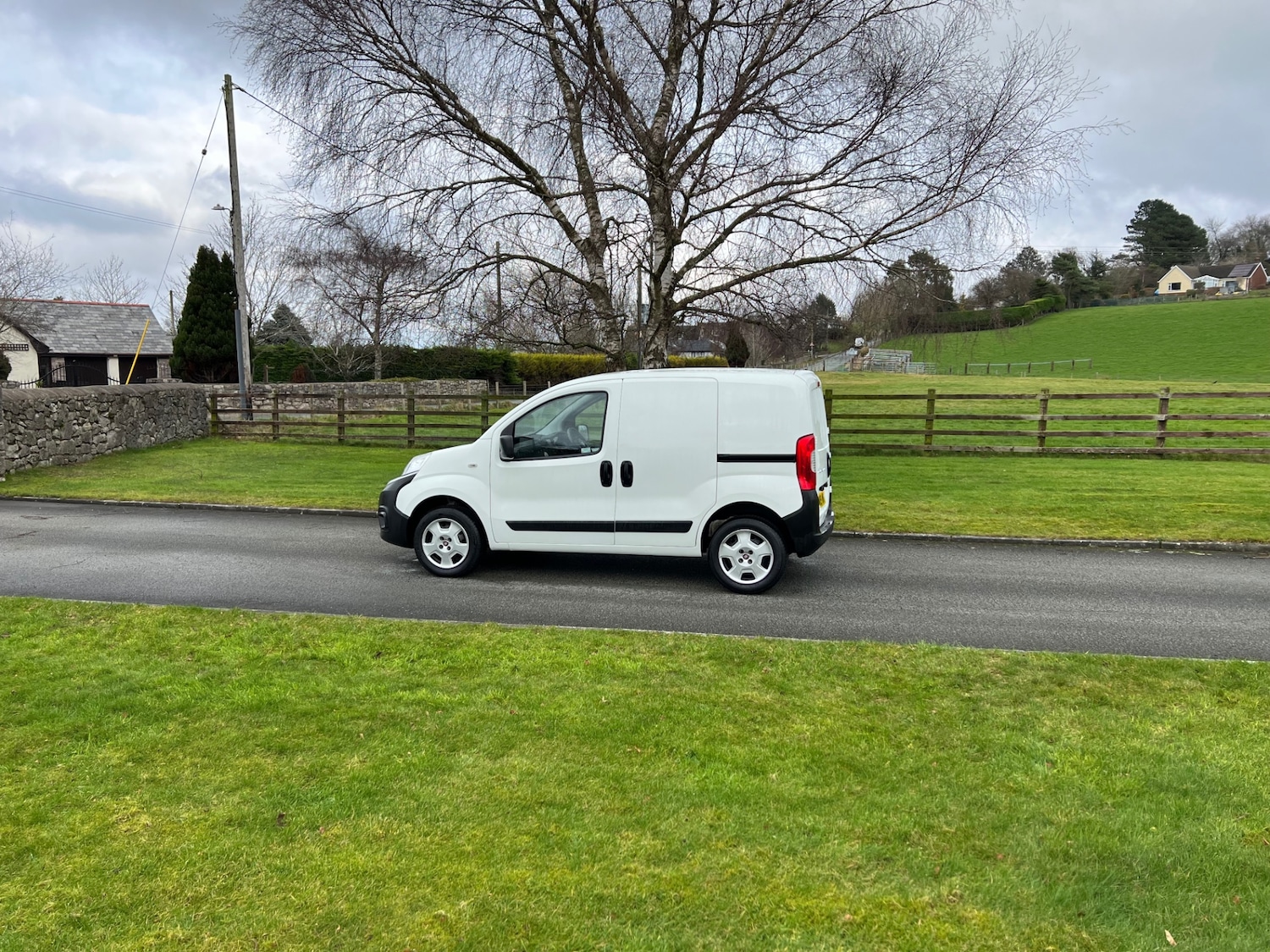 Used Fiat Fiorino 2019 for sale - 77500981: Photo 2