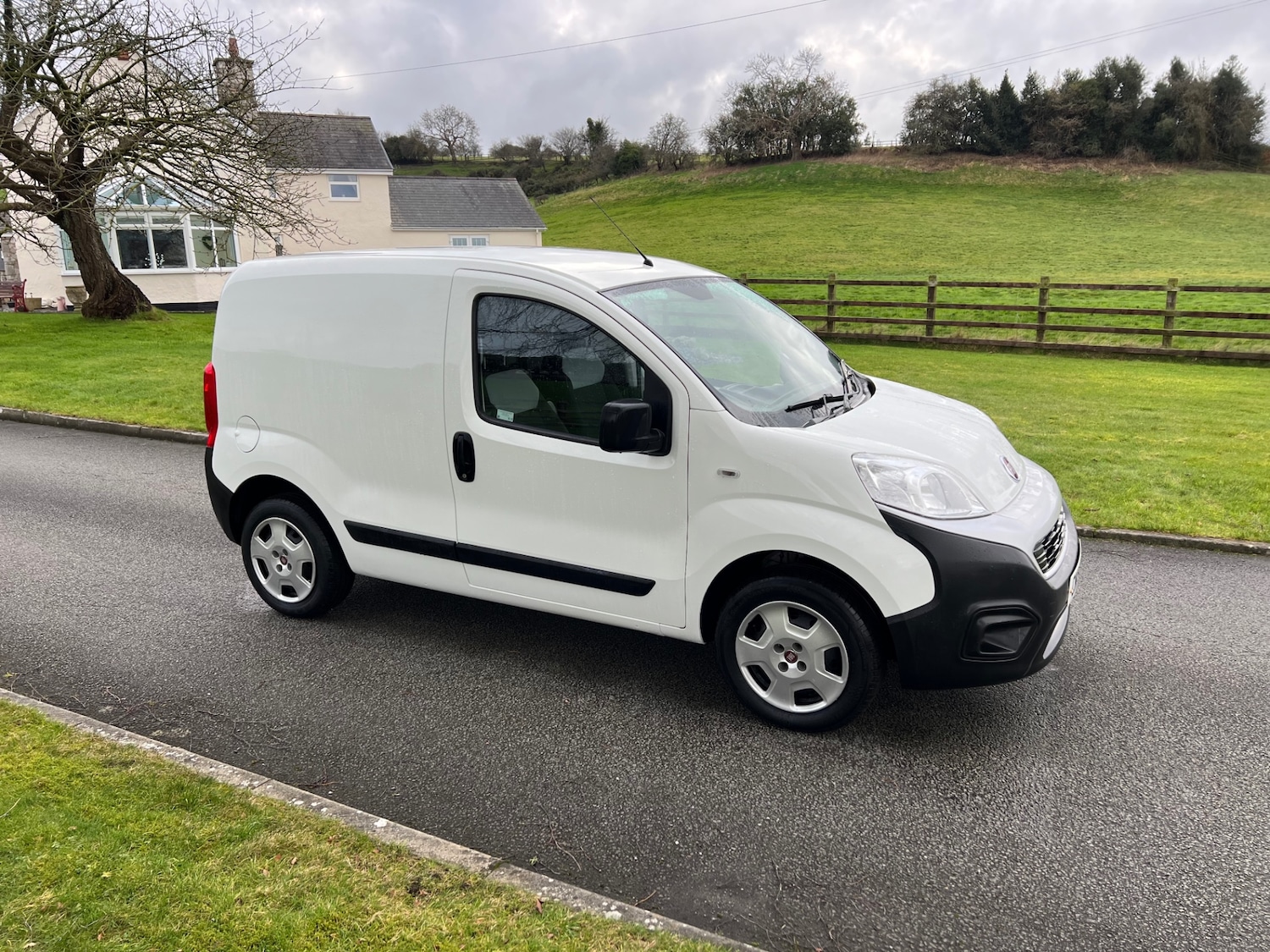 Used Fiat Fiorino 2019 for sale - 77500981: Photo 4