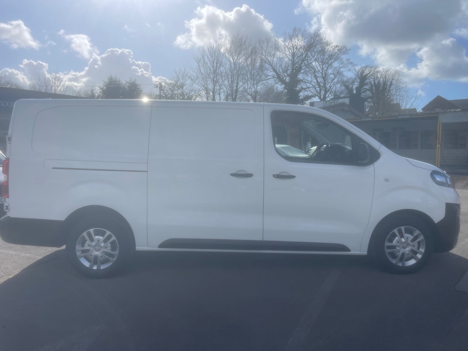 Used Vauxhall Vivaro 2021 for sale - 78097691: Photo 2