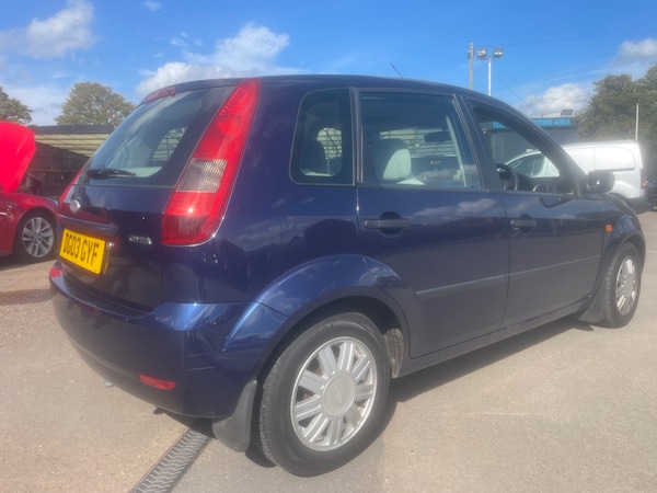 Used Ford Fiesta 2003 for sale - 76078256: Photo 3