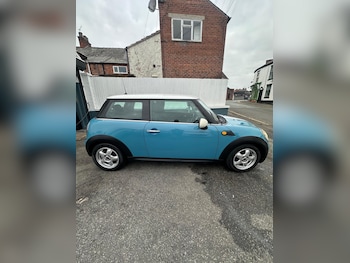 Used MINI Hatch 2010 for sale - 76309648: Photo 2