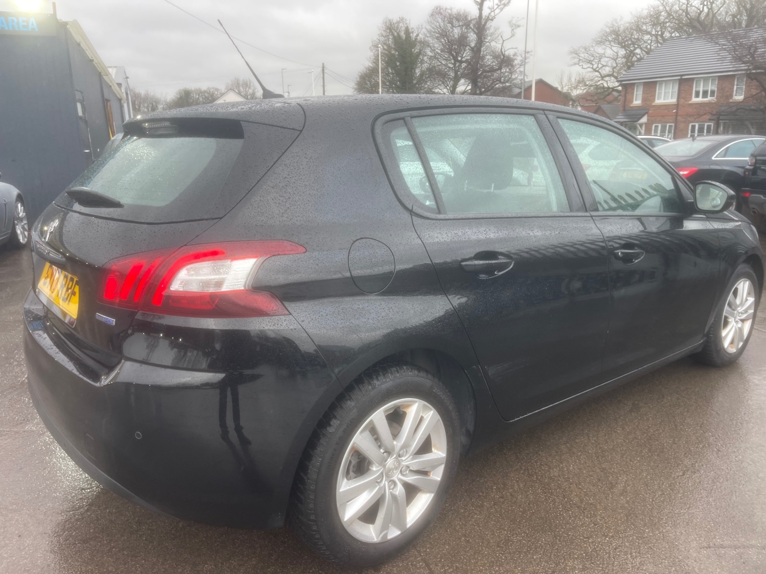 Used Peugeot 308 2017 for sale - 77466093: Photo 3