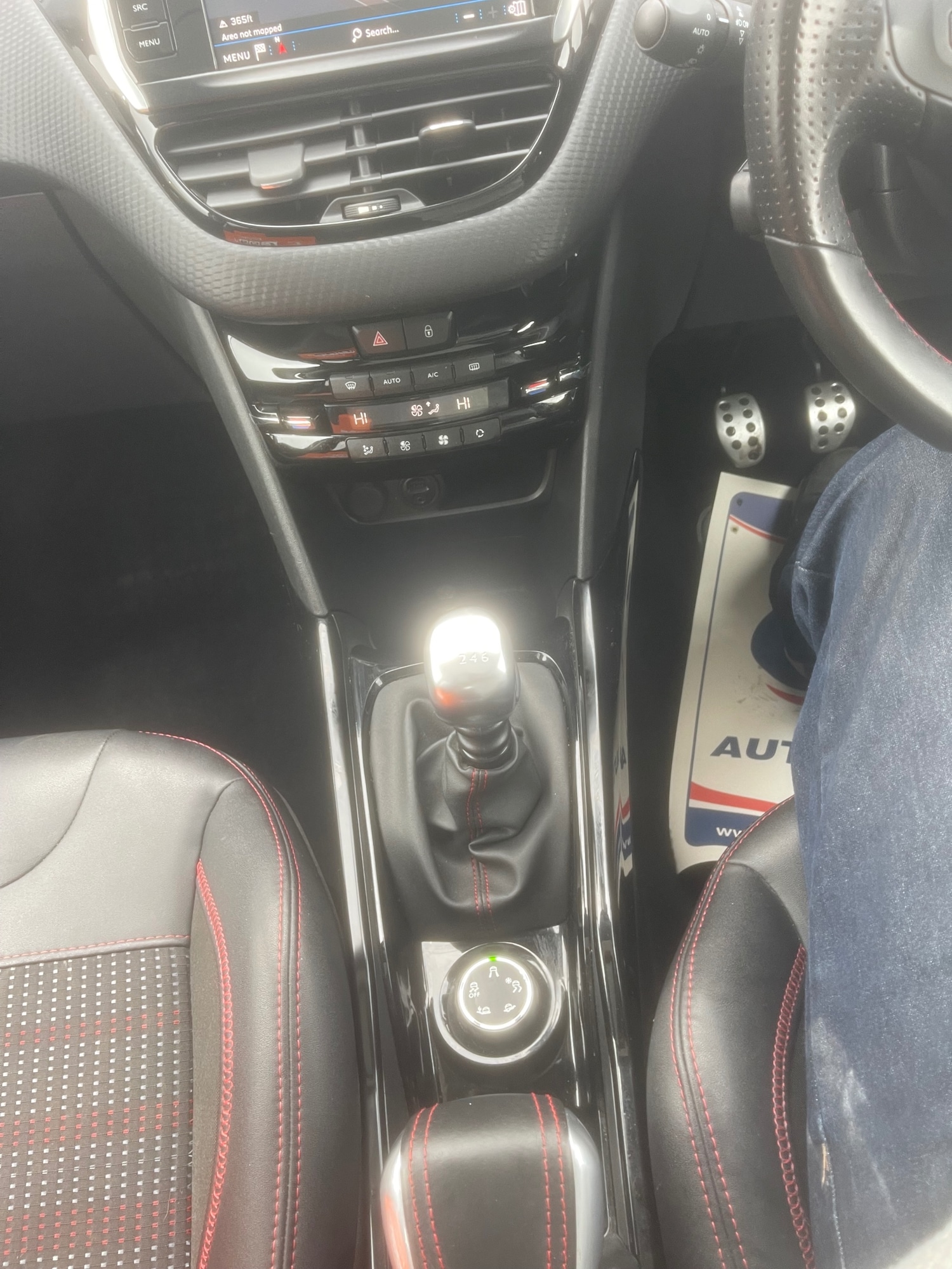 Used Peugeot 2008 2017 for sale - 77477037: Photo 11