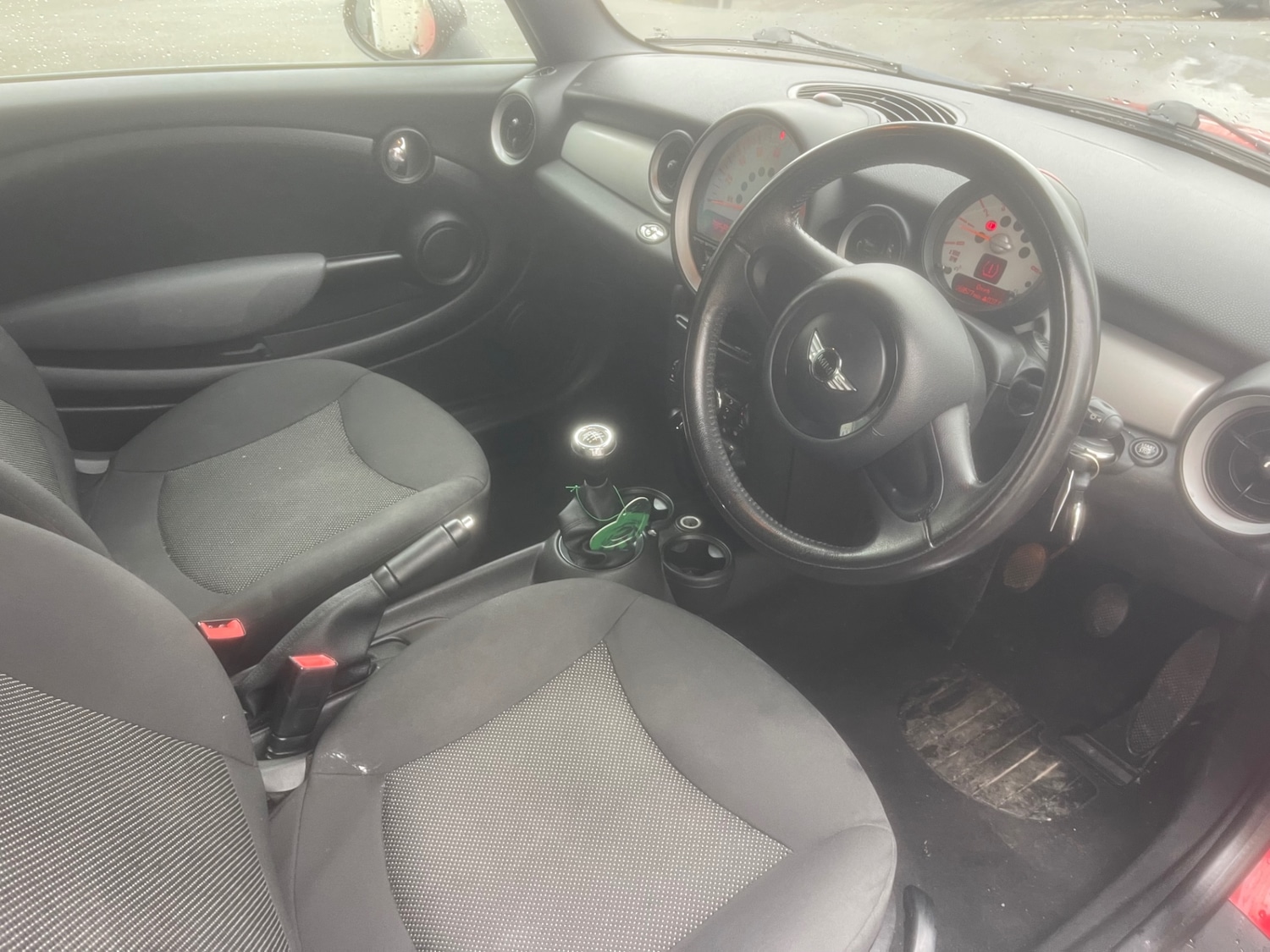 Used MINI Convertible 2011 for sale - 76710263: Photo 9