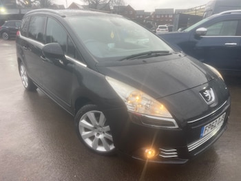 Used Peugeot 5008 2012 for sale - 77349717: Photo
