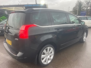 Used Peugeot 5008 2012 for sale - 77349717: Photo