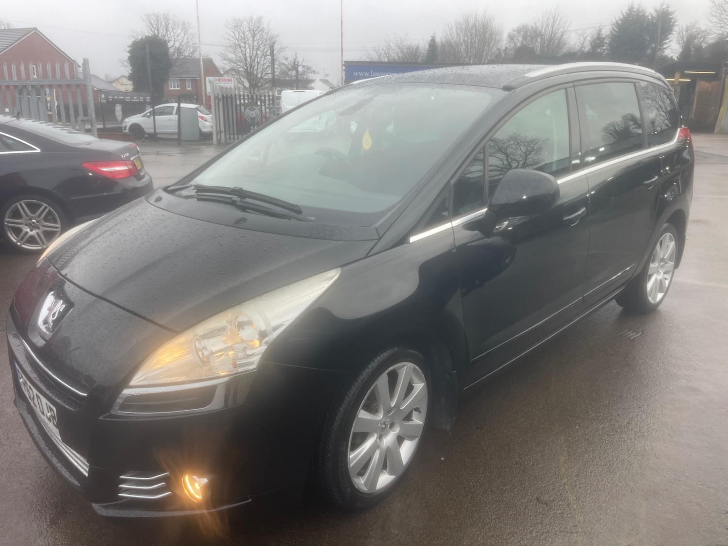 Used Peugeot 5008 2012 for sale - 77349717: Photo 6