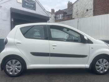 Used Toyota AYGO 2013 for sale - 78819825: Photo