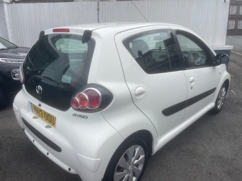 Used Toyota AYGO 2013 for sale - 78819825: Photo