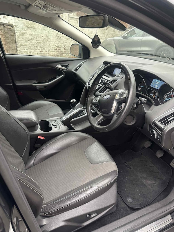 Used Ford Focus 2011 for sale - 76299767: Photo 7