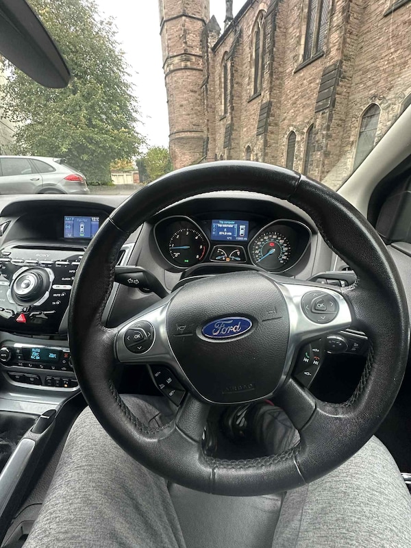 Used Ford Focus 2011 for sale - 76299767: Photo 8