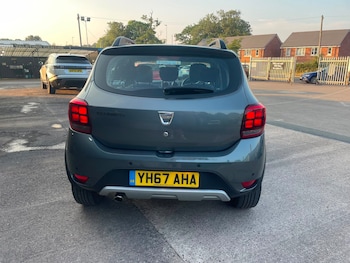 Used Dacia Sandero Stepway 2017 for sale - 79247453: Photo