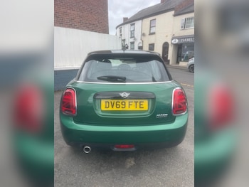 Used MINI Hatch 2019 for sale - 78801412: Photo