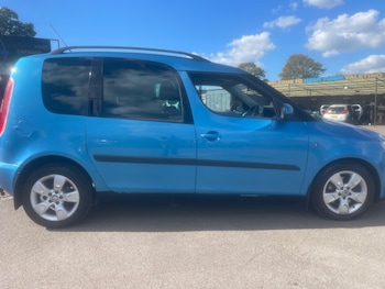 Used Skoda Roomster 2009 for sale - 76067515: Photo 2