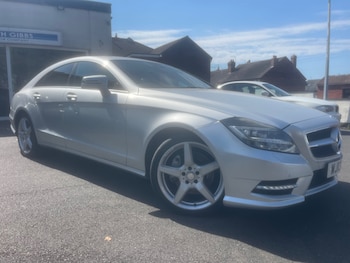 Mercedes-Benz - CLS