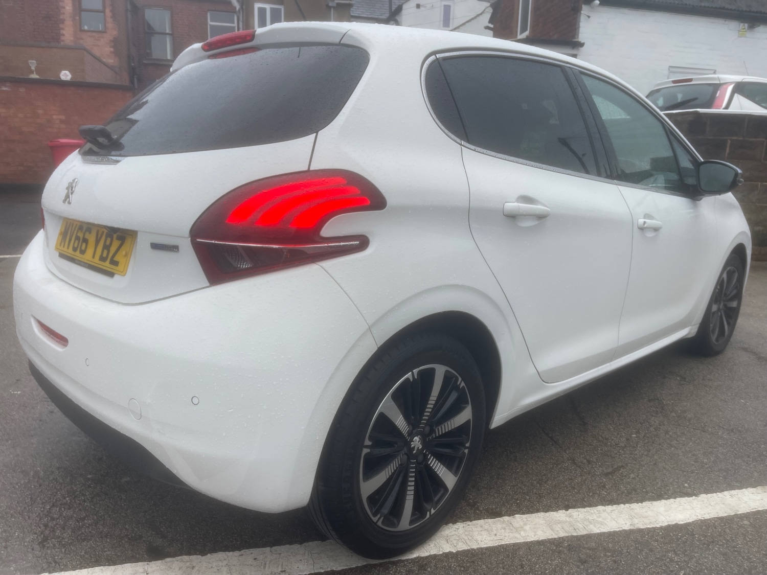 Used Peugeot 208 2016 for sale - 77477804: Photo 2