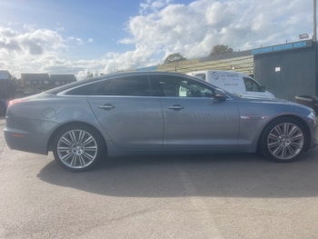 Used Jaguar XJ 2013 for sale - 75988258: Photo