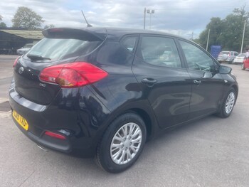 Used Kia Ceed 2015 for sale - 75262247: Photo