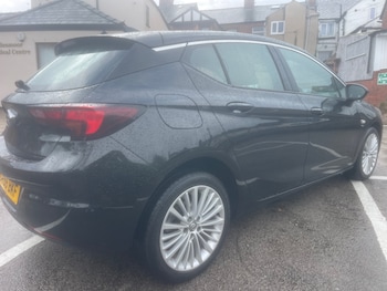 Used Vauxhall Astra 2016 for sale - 76171335: Photo