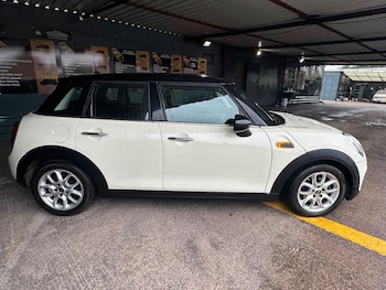 Used MINI Hatch 2017 for sale - 79552584: Photo