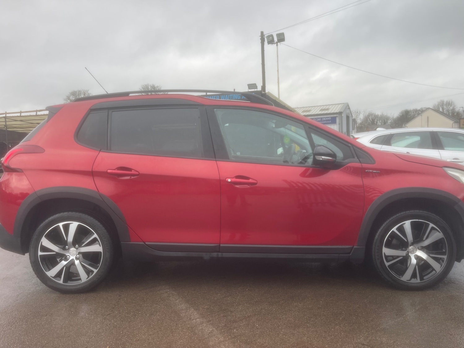 Used Peugeot 2008 2017 for sale - 78091067: Photo 2