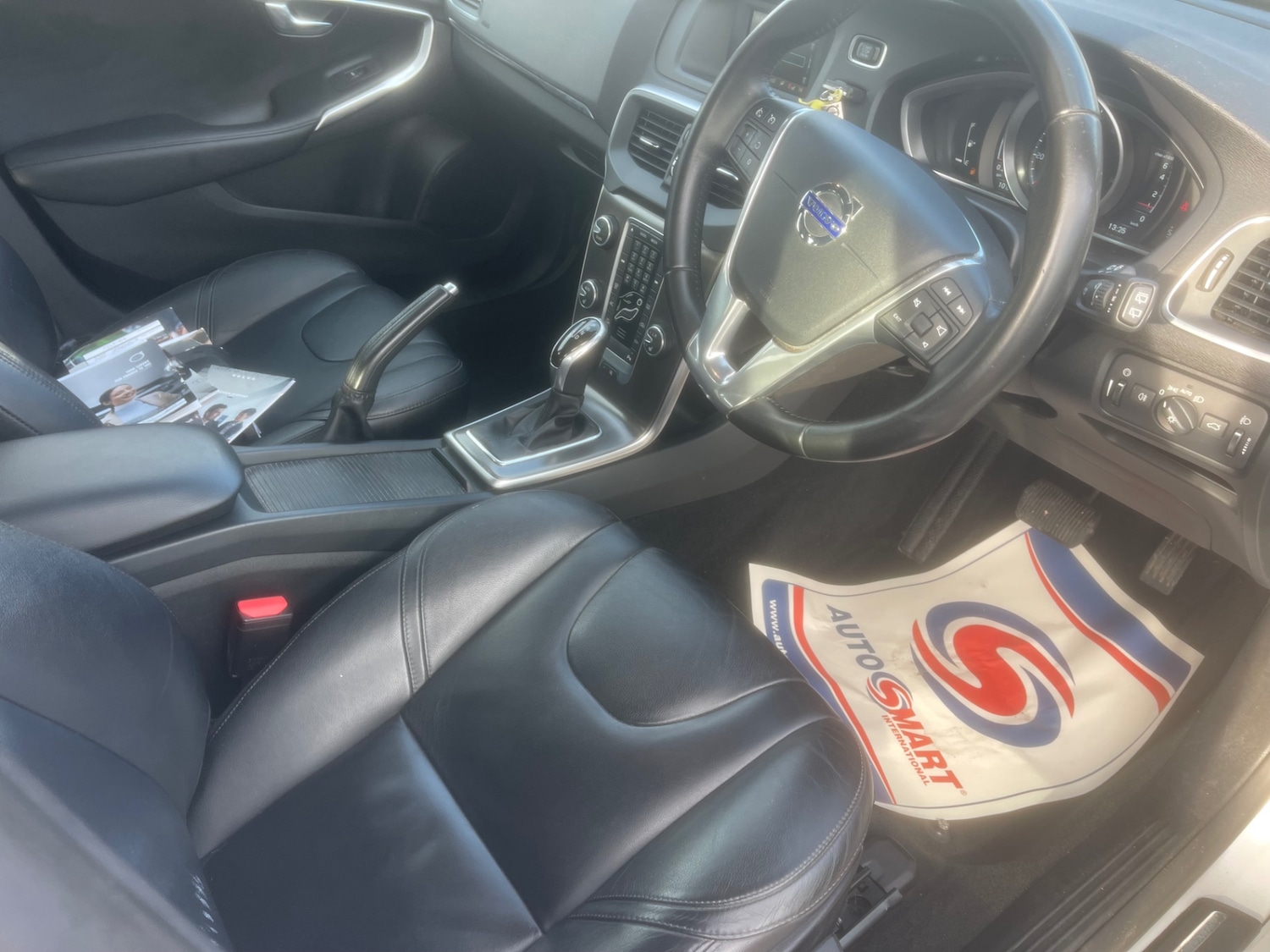 Used Volvo V40 2016 for sale - 77490782: Photo 9