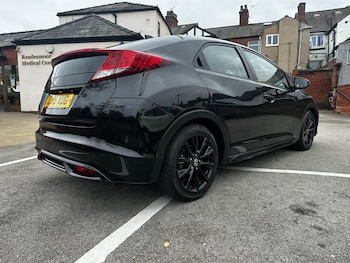 Used Honda Civic 2015 for sale - 76312501: Photo 3