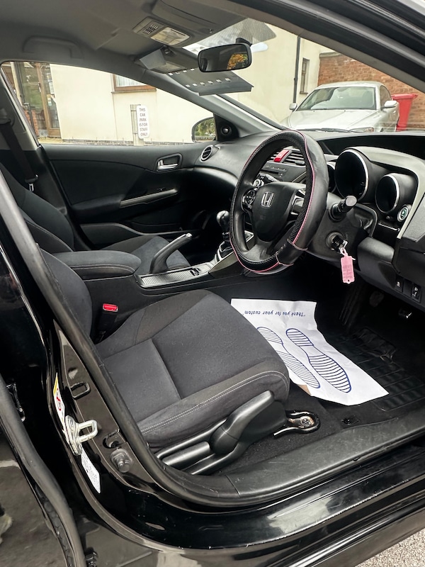 Used Honda Civic 2015 for sale - 76312501: Photo 8
