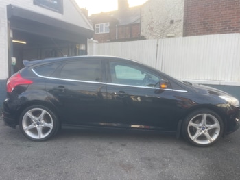 Used Ford Focus 2011 for sale - 76905720: Photo