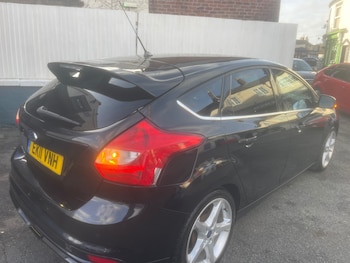 Used Ford Focus 2011 for sale - 76905720: Photo