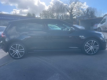 Used Volkswagen Golf 2016 for sale - 77896729: Photo