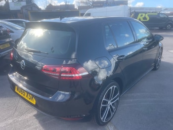 Used Volkswagen Golf 2016 for sale - 77896729: Photo