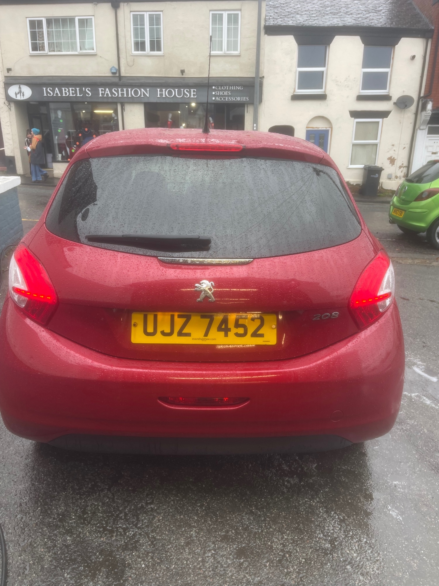 Used Peugeot 208 2013 for sale - 76559597: Photo 4