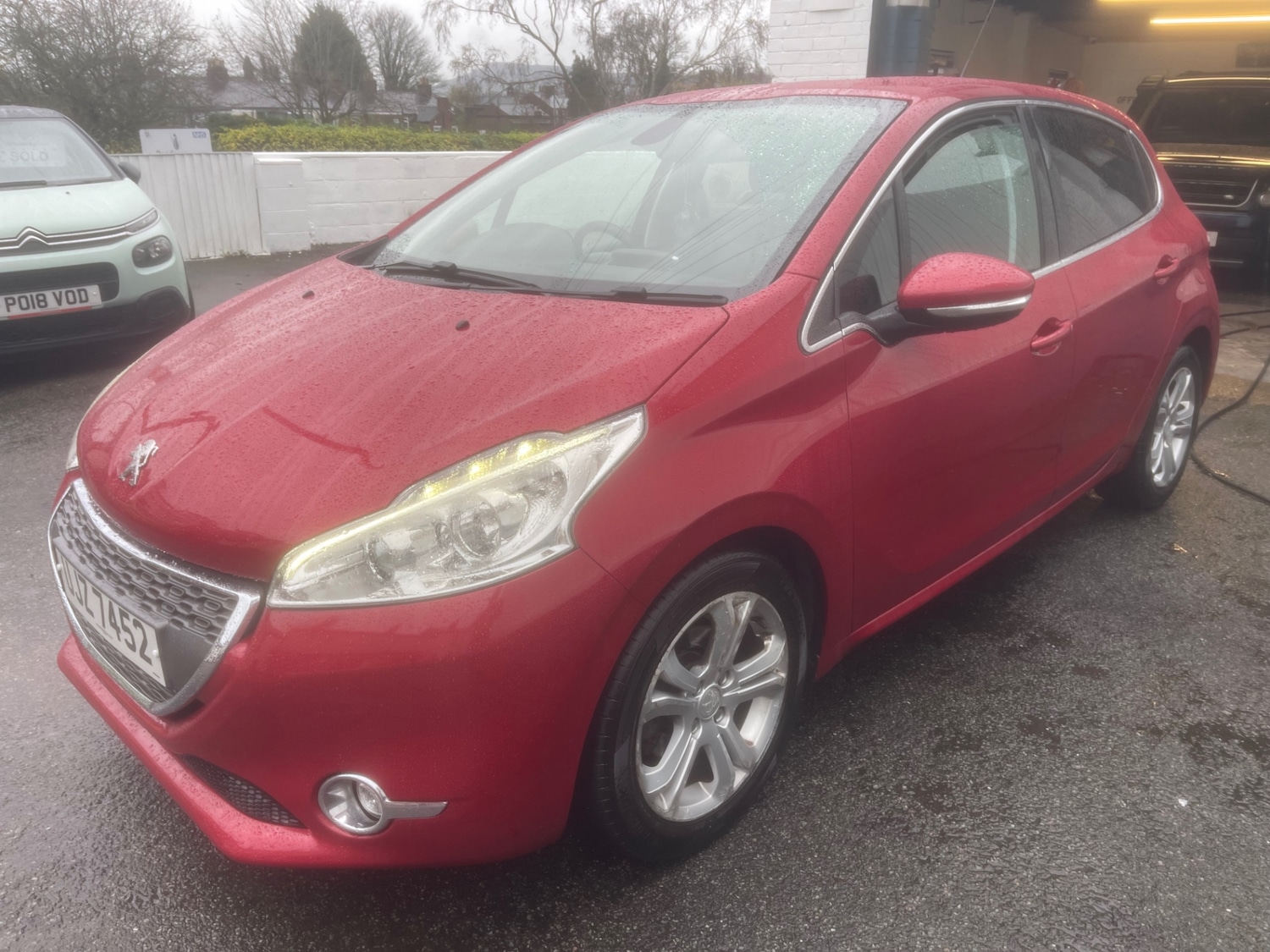 Used Peugeot 208 2013 for sale - 76559597: Photo 6