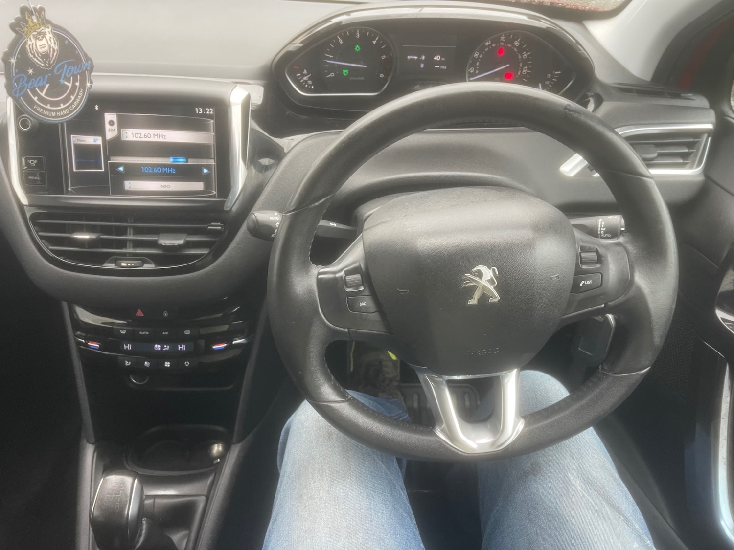 Used Peugeot 208 2013 for sale - 76559597: Photo 9