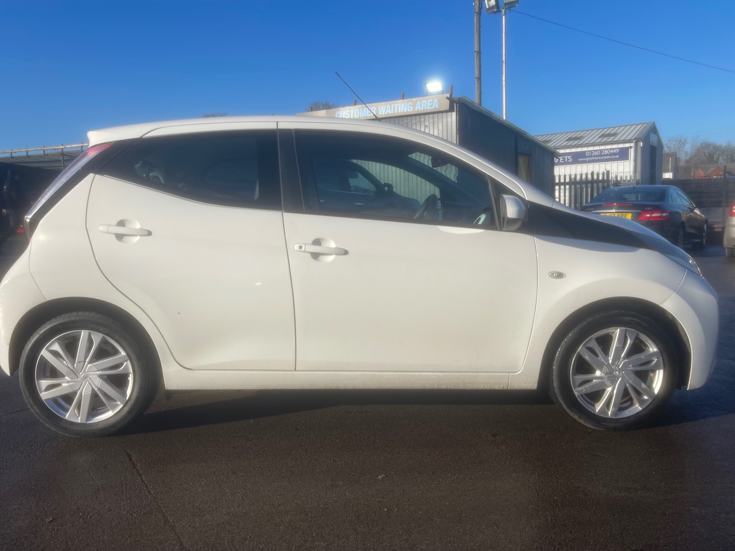 Used Toyota AYGO 2014 for sale - 77223296: Photo 2