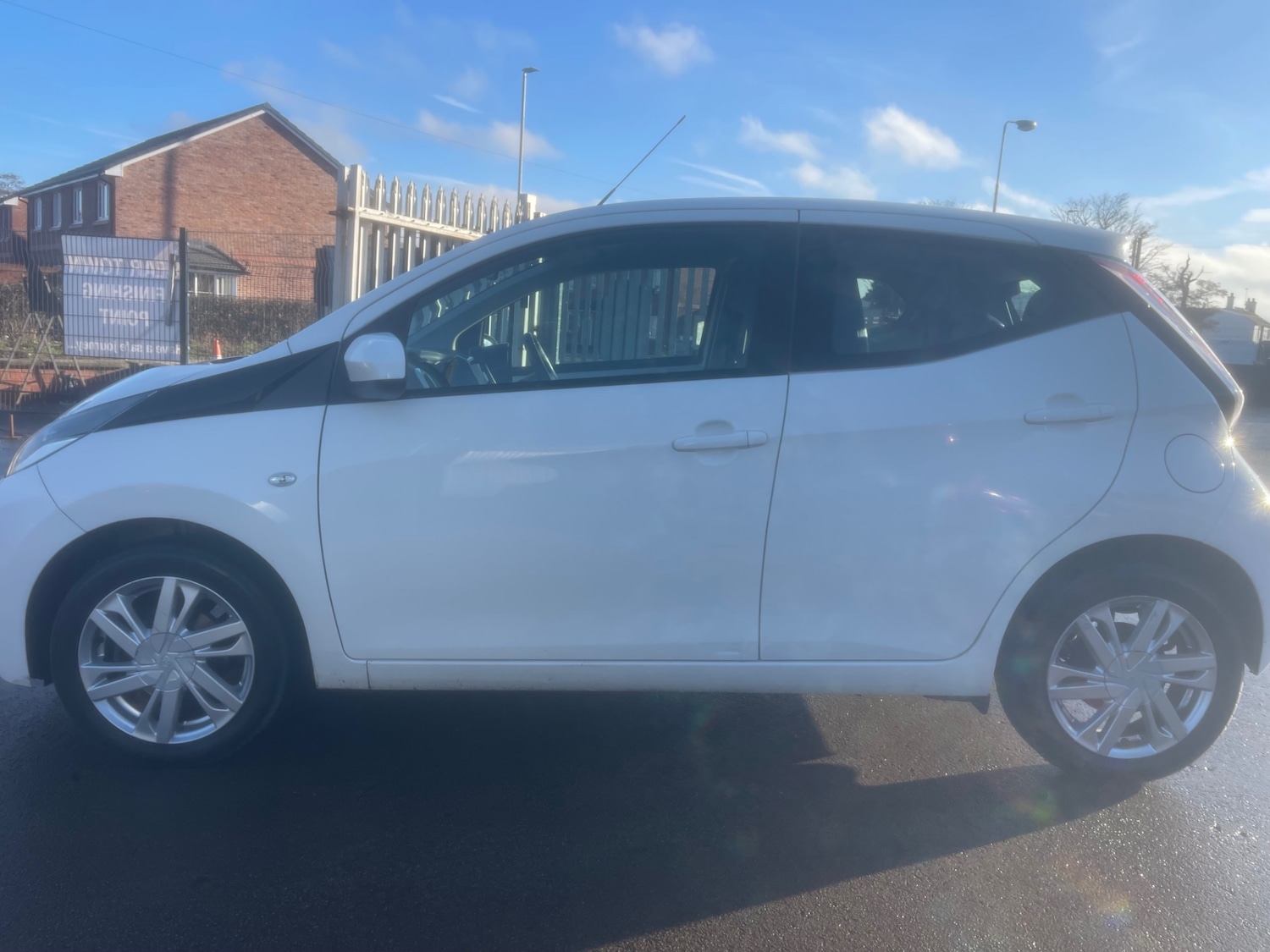 Used Toyota AYGO 2014 for sale - 77223296: Photo 6