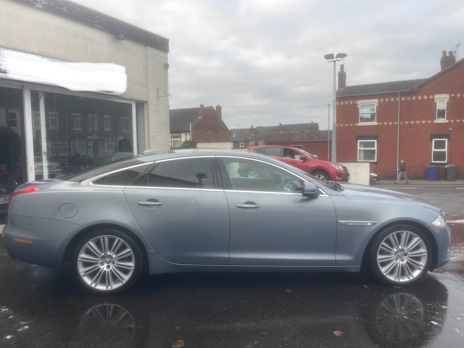 Used Jaguar XJ 2013 for sale - 77099832: Photo 2