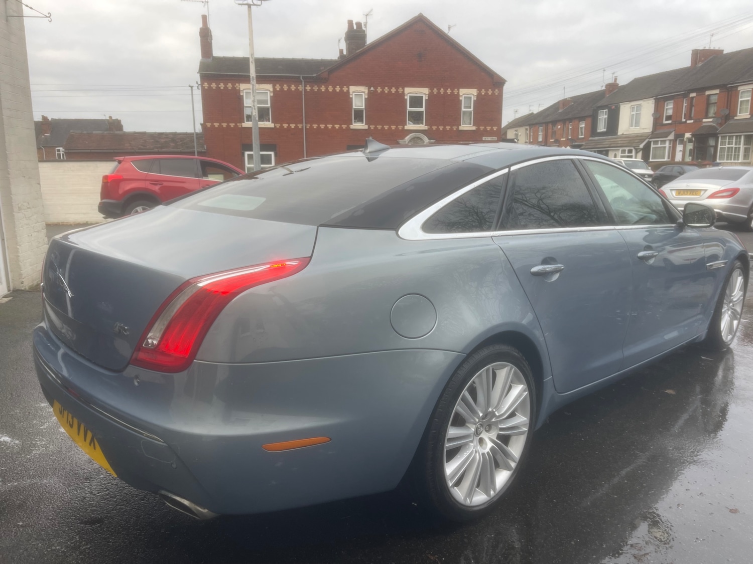 Used Jaguar XJ 2013 for sale - 77099832: Photo 3