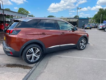 Used Peugeot 3008 2018 for sale - 79725415: Photo