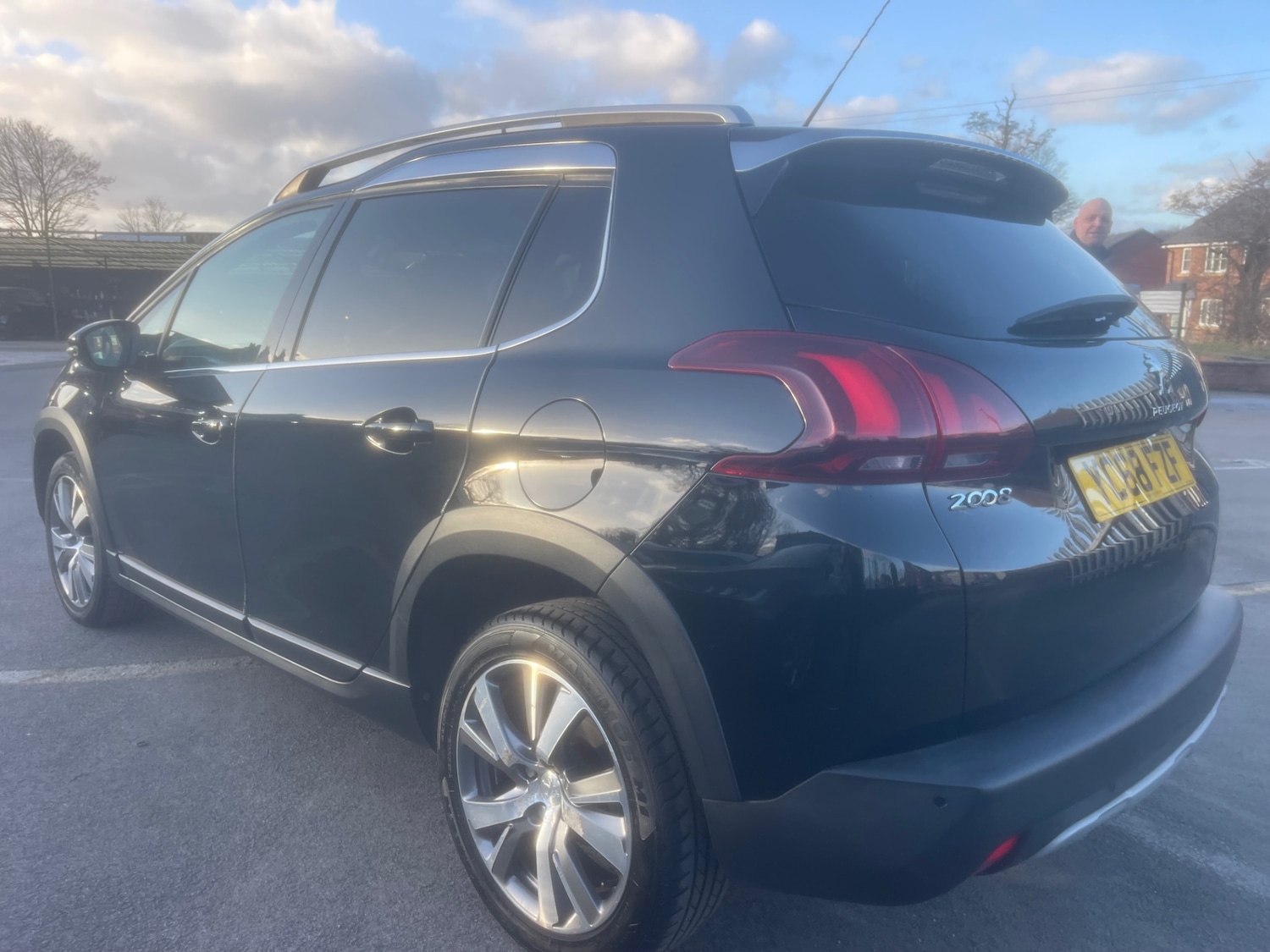 Used Peugeot 2008 2018 for sale - 77834971: Photo 5