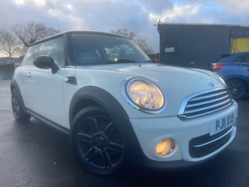 2011 (11) - 1.6 Cooper D 3dr
