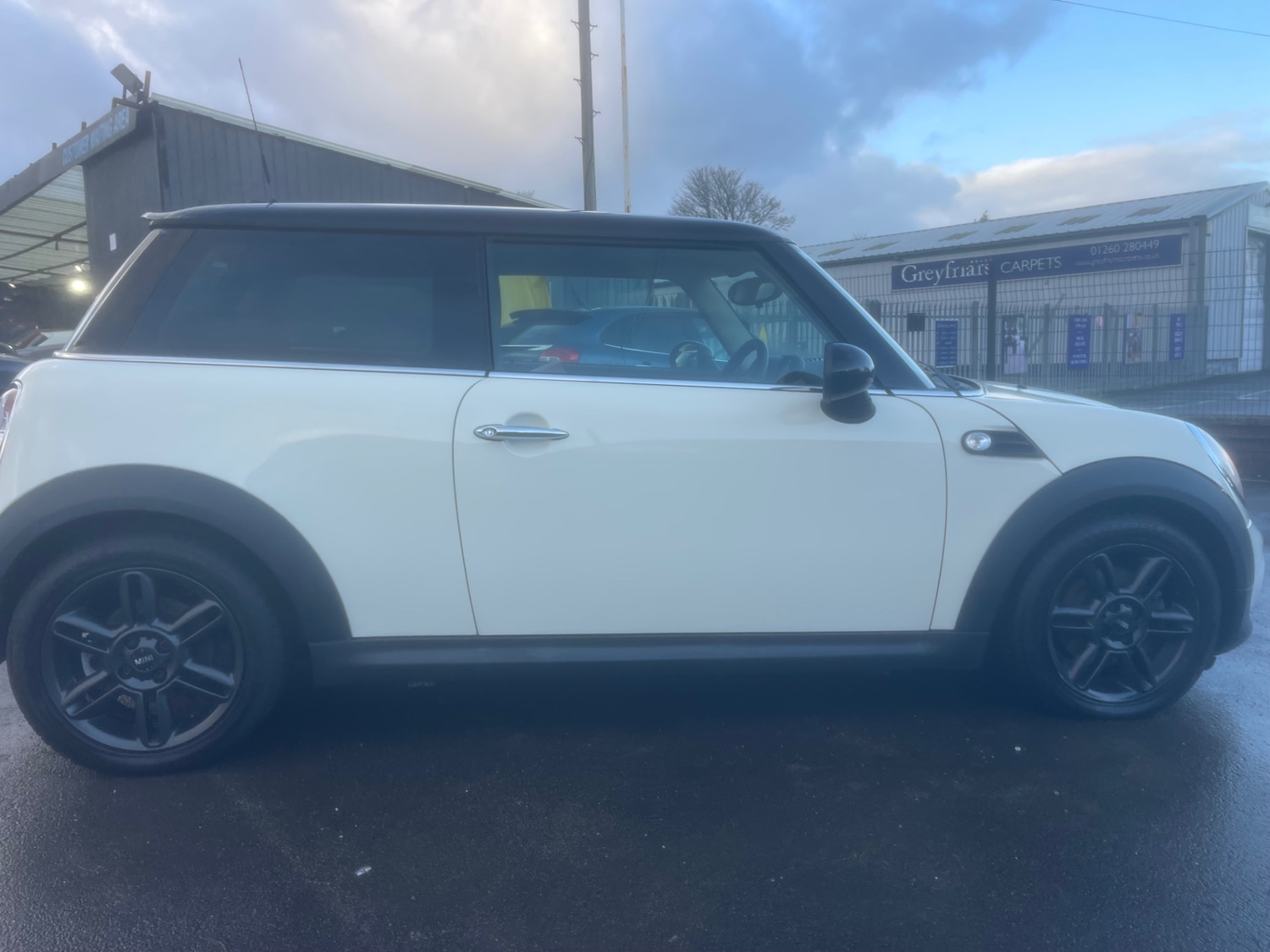 Used MINI Hatch 2011 for sale - 77127373: Photo 2
