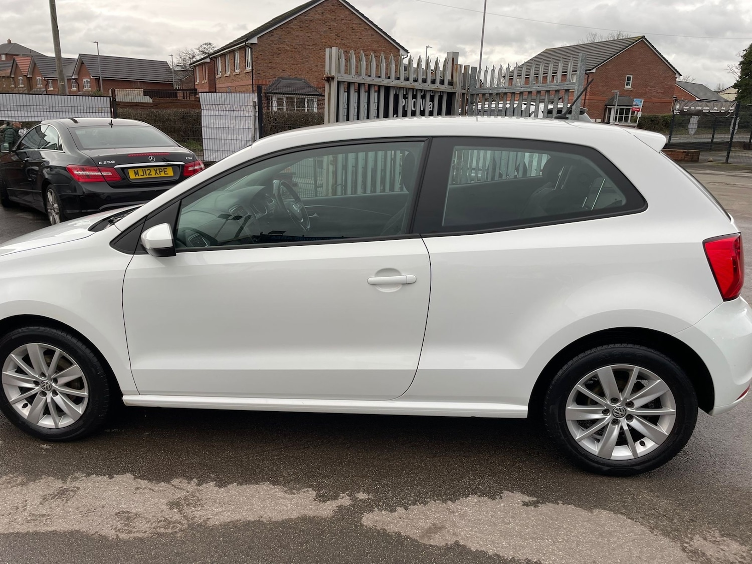 Used Volkswagen Polo 2015 for sale - 77630744: Photo 6