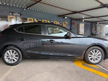 Used Mazda Mazda3 2016 for sale - 79834953: Photo