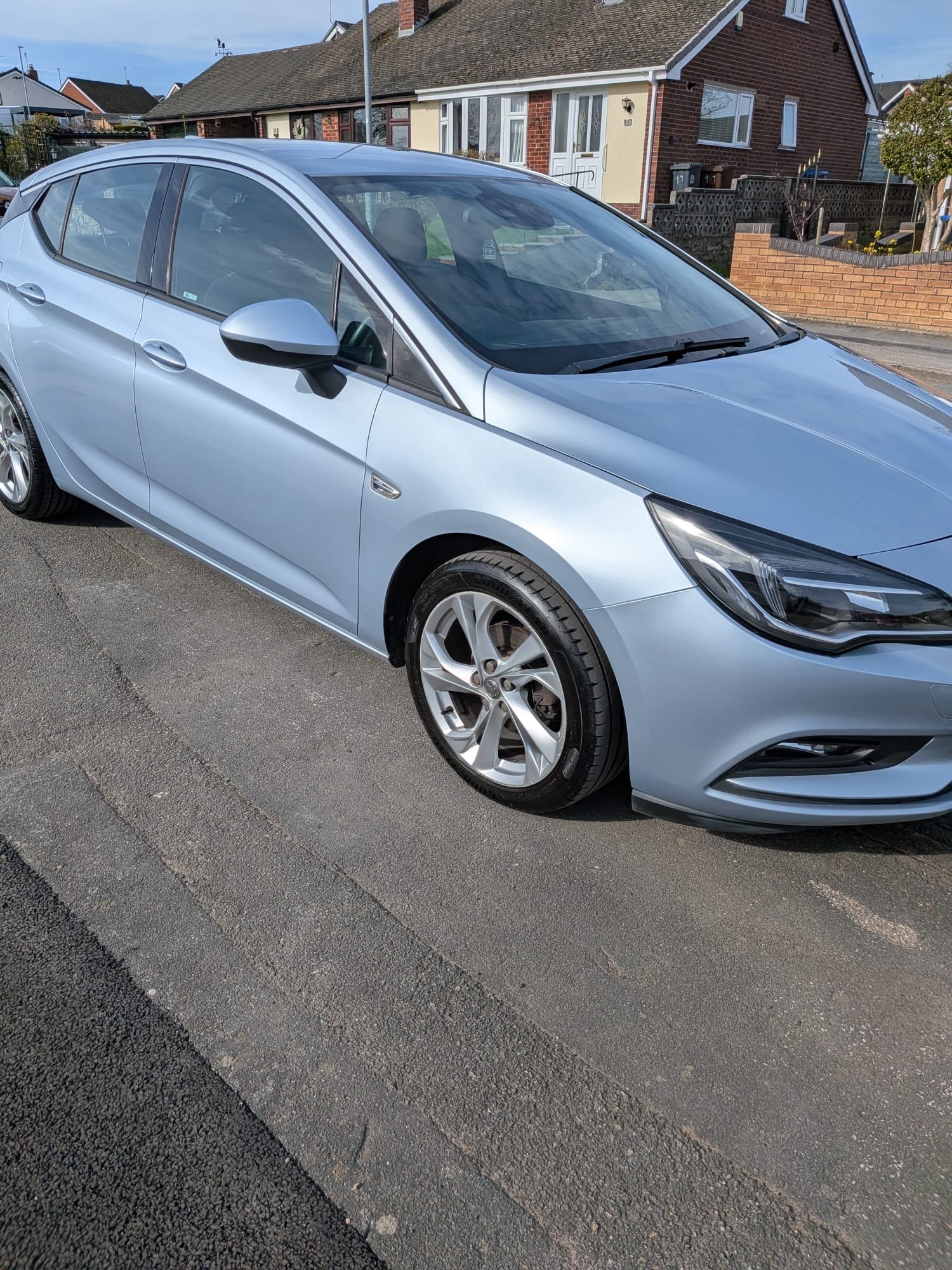 Used Vauxhall Astra 2017 for sale - 78145713: Photo 1