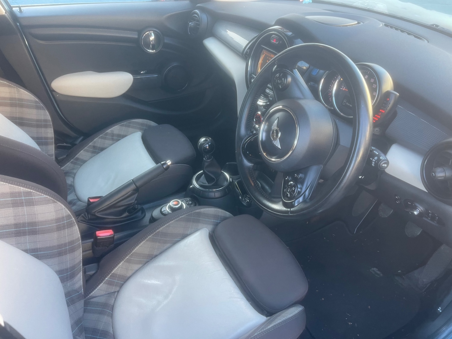 Used MINI Hatch 2014 for sale - 76885224: Photo 9