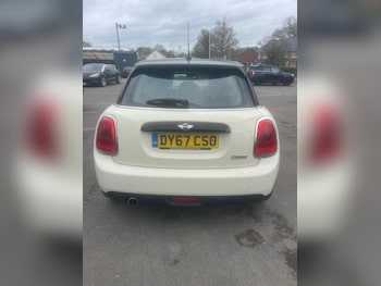 Used MINI Clubman 2017 for sale - 78296901: Photo