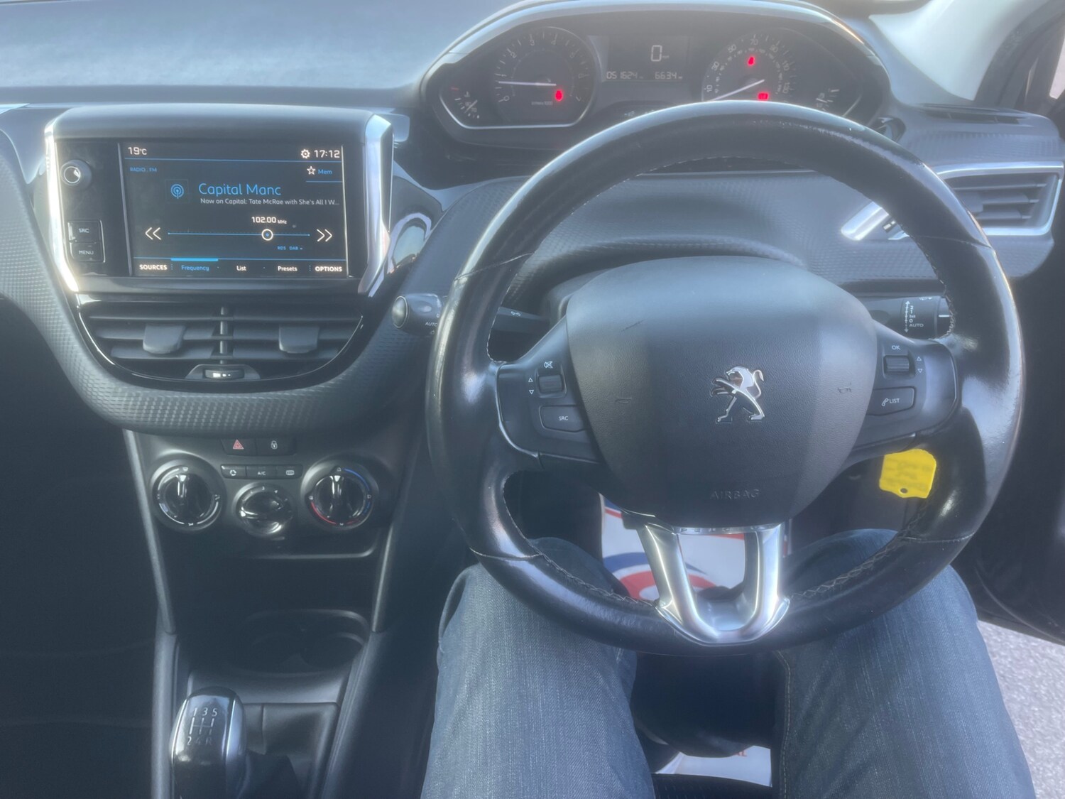 Used Peugeot 208 2017 for sale - 77759095: Photo 10